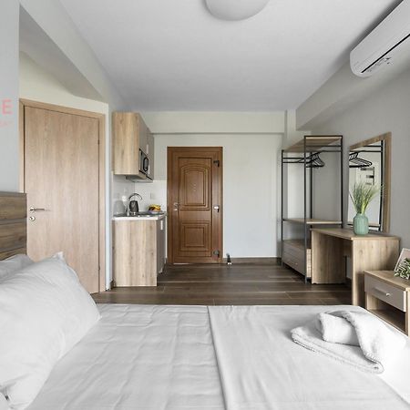 Ultima Summer Residence, Nilie Hospitality Mgmt Áfitosz Kültér fotó