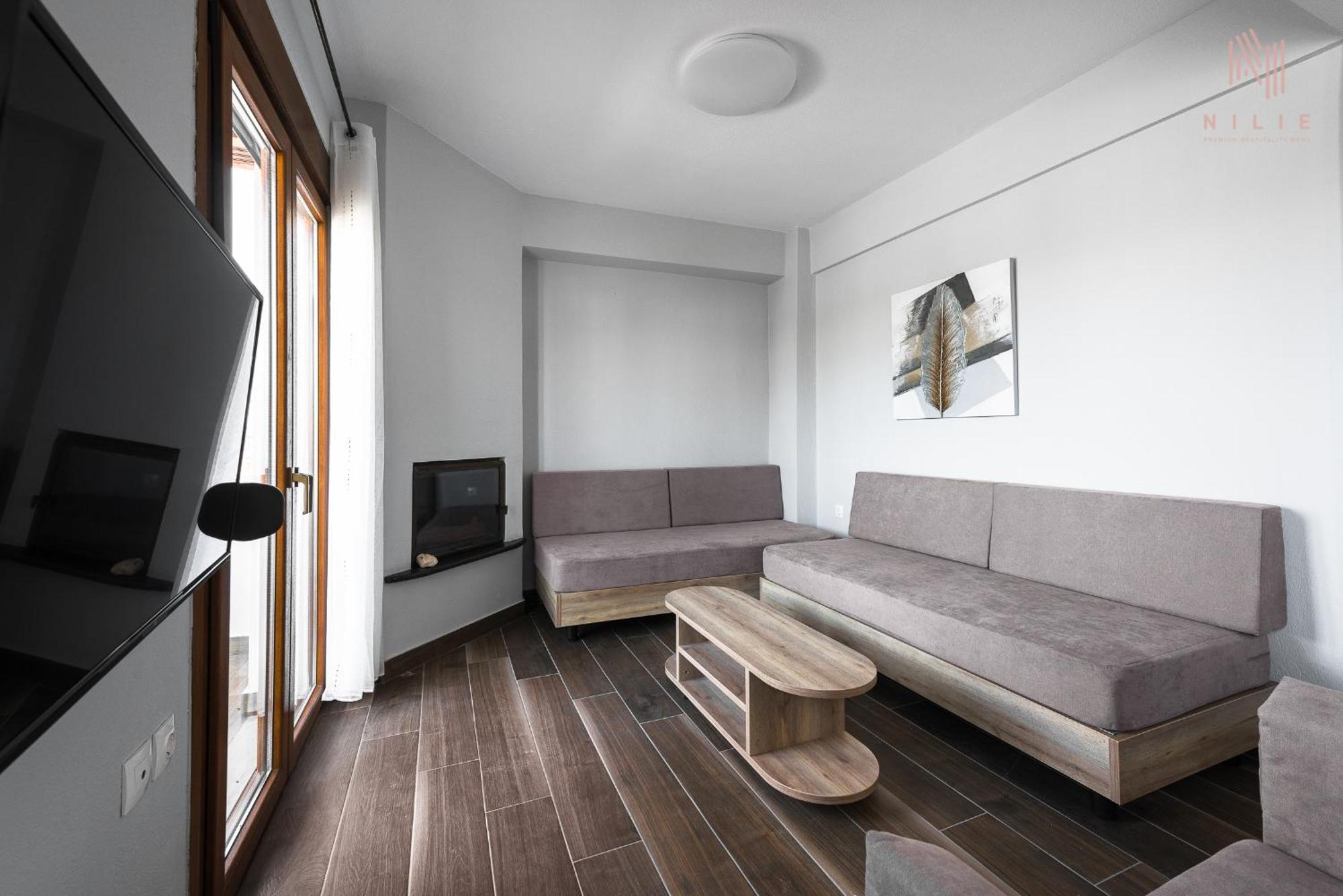 Ultima Summer Residence, Nilie Hospitality Mgmt Áfitosz Kültér fotó