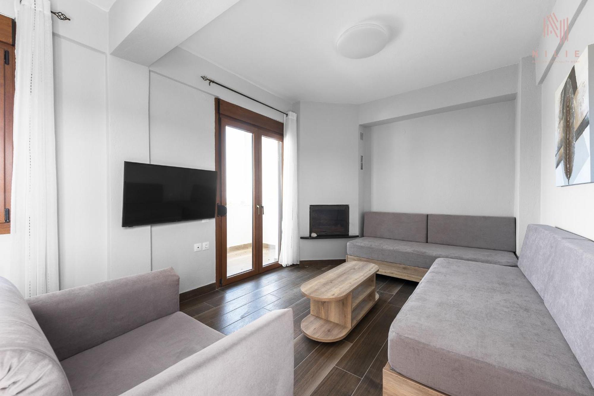 Ultima Summer Residence, Nilie Hospitality Mgmt Áfitosz Kültér fotó